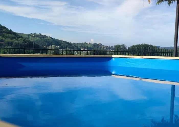 La Casa Di Elso Con Piscina Hébergement de vacances *